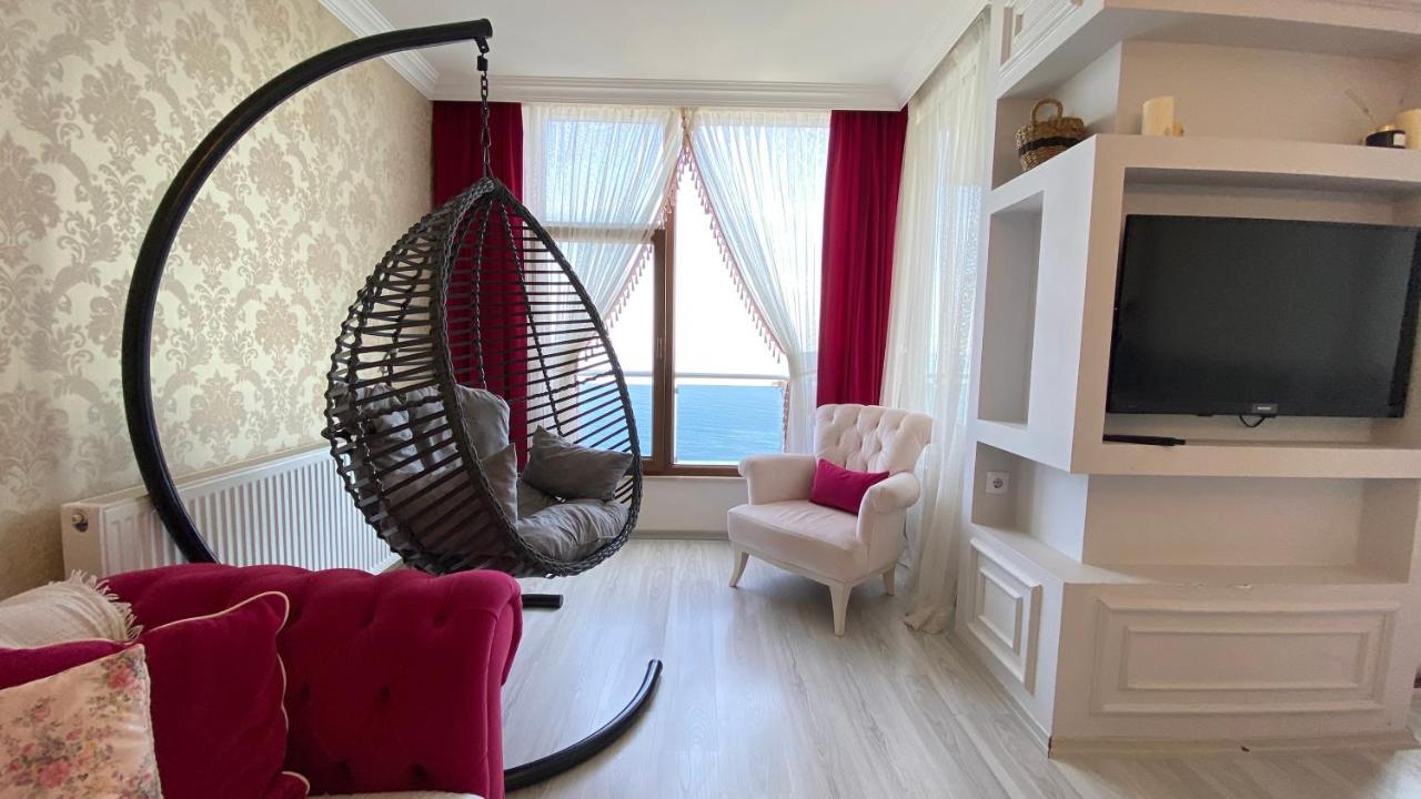 My White House Apartment Трабзон Екстериор снимка