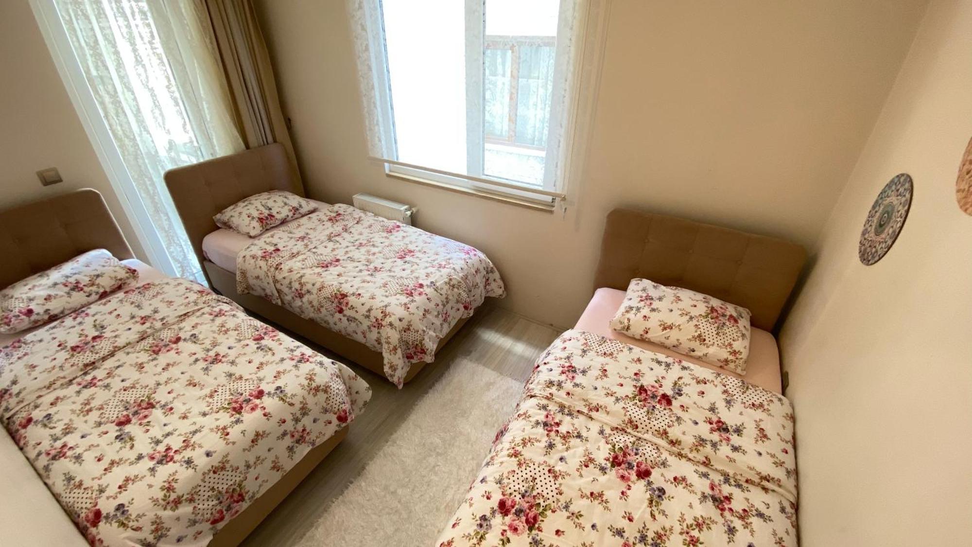 My White House Apartment Трабзон Стая снимка