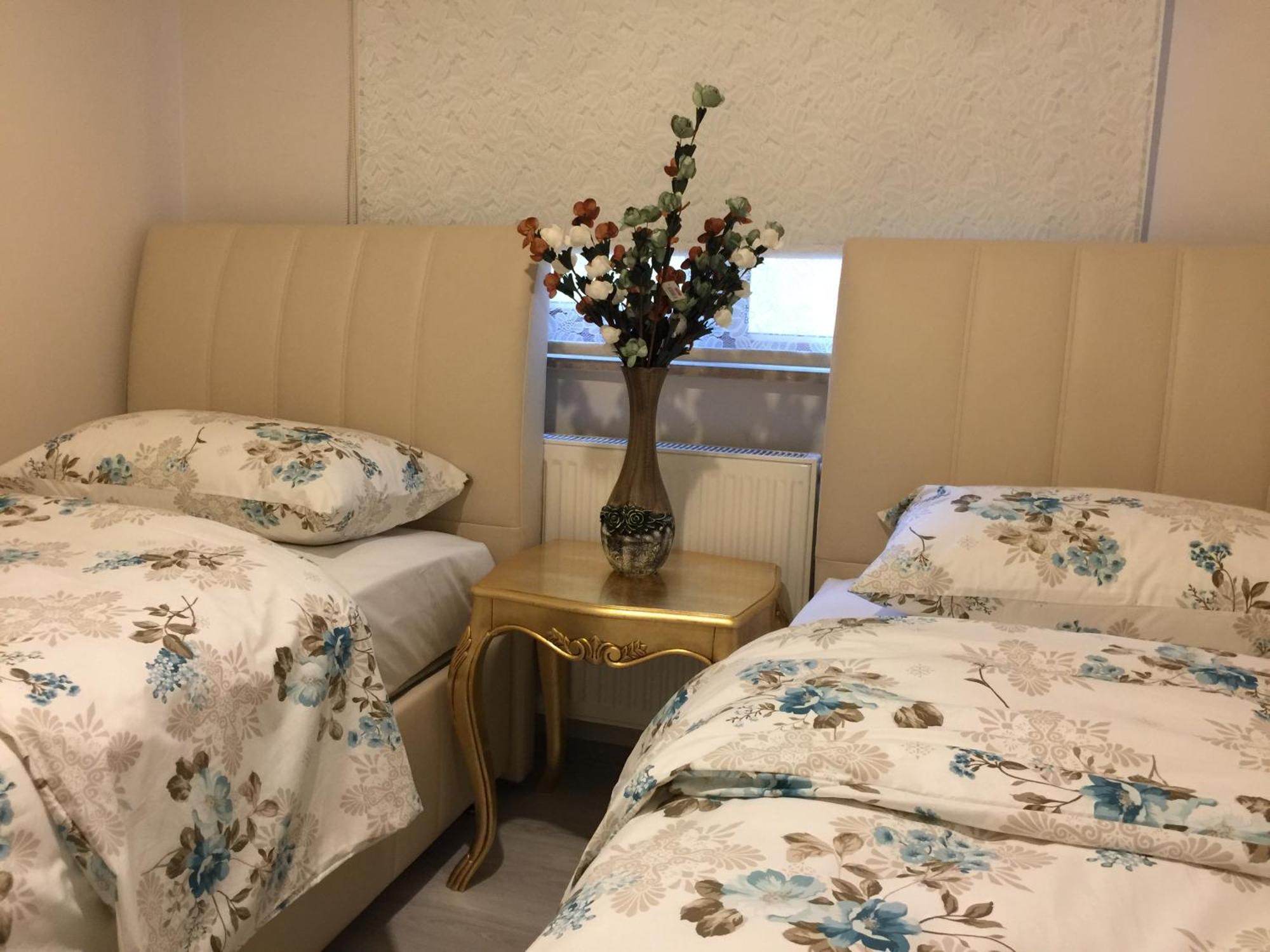 My White House Apartment Трабзон Стая снимка