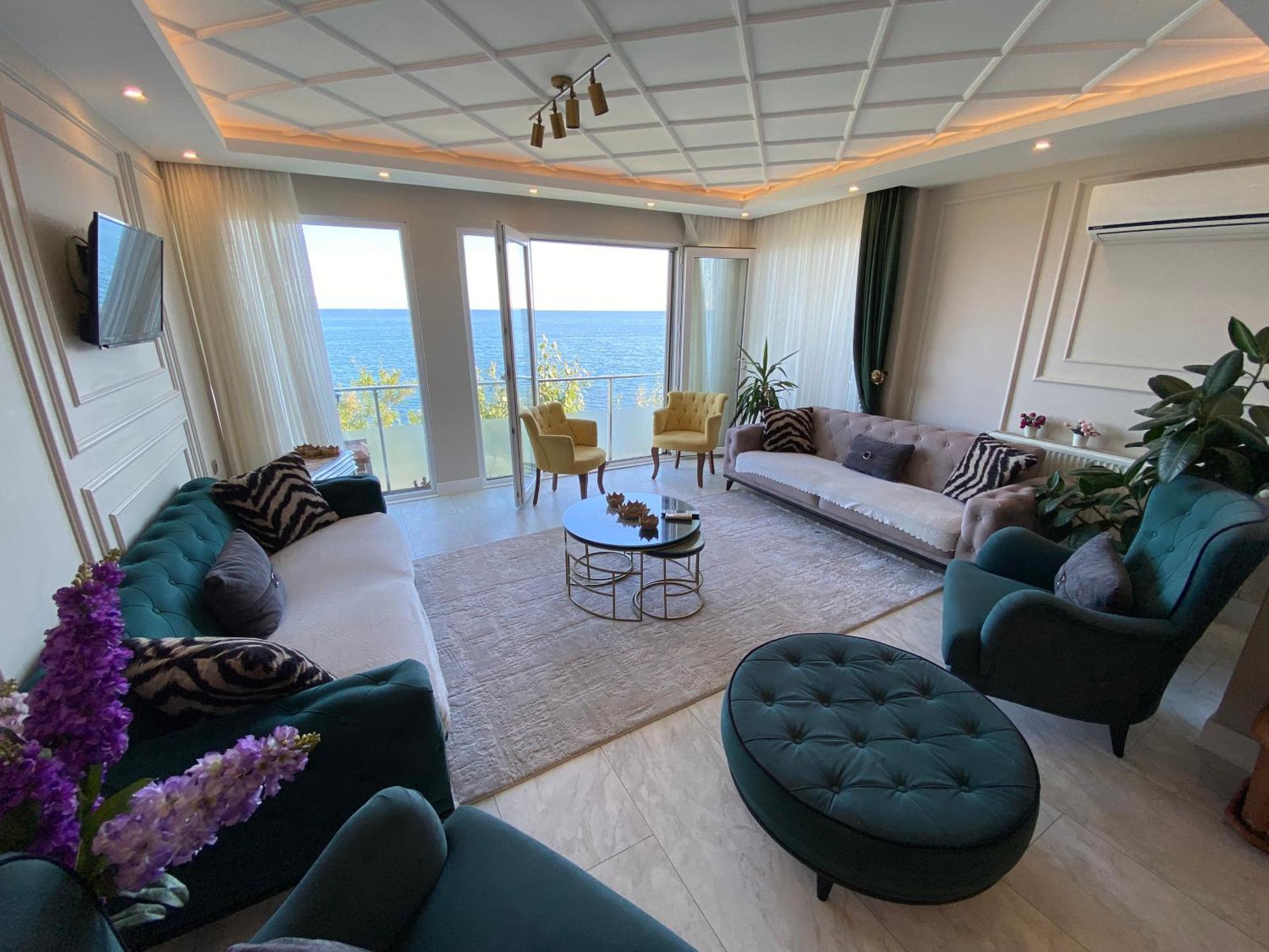 My White House Apartment Трабзон Екстериор снимка